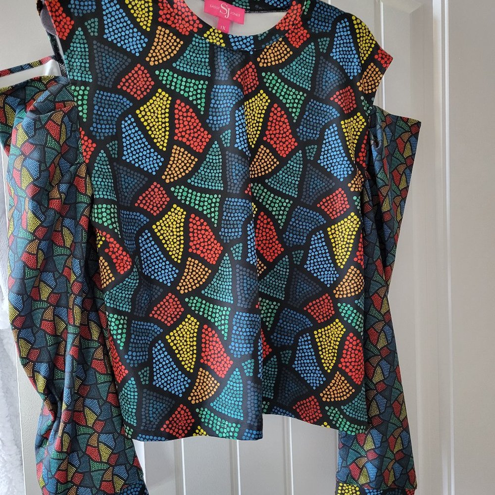 Sassy Jones Zuri Jogger Top 1x